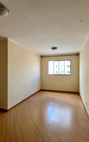 Apartamento à venda com 55m², 2 quartos e 1 vaga Apartamento à venda com 55m², 2 quartos e 1 vagaSala