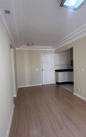 Apartamento à venda com 53m², 2 quartos e 1 vaga Apartamento à venda com 53m², 2 quartos e 1 vagaSala