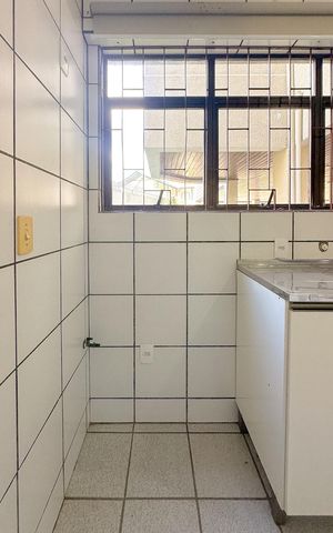 Apartamento para alugar com 99m², 3 quartos e sem vagaCozinha