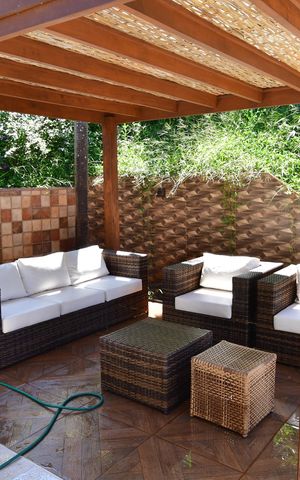 Casa de condomínio à venda com 220m², 3 quartos e 4 vagasQuintal