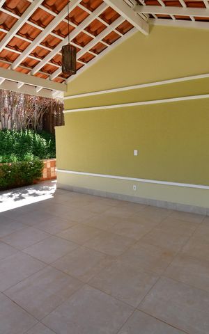 Casa de condomínio à venda com 220m², 3 quartos e 4 vagasGaragem