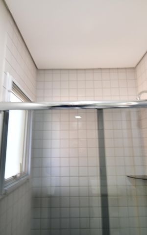 Casa de condomínio à venda com 220m², 3 quartos e 4 vagasBanheiro