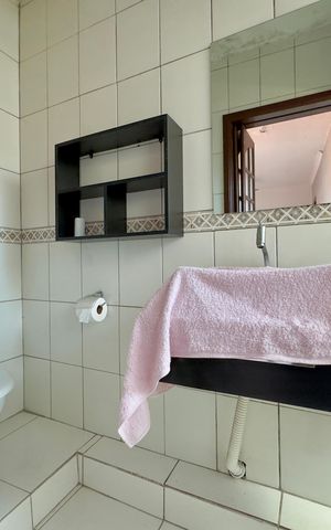 Casa para alugar com 171m², 4 quartos e 2 vagas Casa para alugar com 171m², 4 quartos e 2 vagasBanheiro 2
