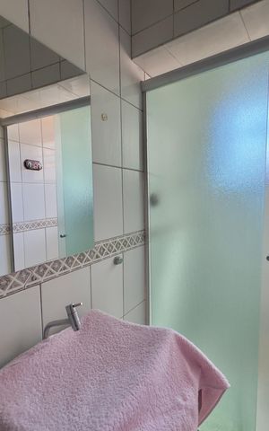 Casa para alugar com 171m², 4 quartos e 2 vagas Casa para alugar com 171m², 4 quartos e 2 vagasBanheiro 2