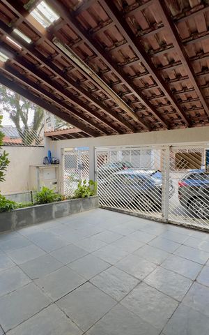 Casa para alugar com 171m², 4 quartos e 2 vagas Casa para alugar com 171m², 4 quartos e 2 vagasGaragem
