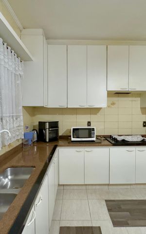 Casa para alugar com 171m², 4 quartos e 2 vagas Casa para alugar com 171m², 4 quartos e 2 vagasCozinha