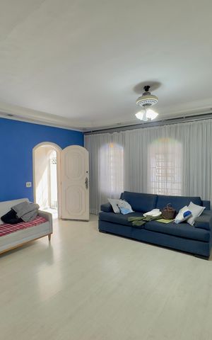Casa para alugar com 171m², 4 quartos e 2 vagas Casa para alugar com 171m², 4 quartos e 2 vagasSala