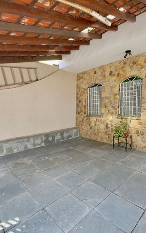 Casa para alugar com 171m², 4 quartos e 2 vagas Casa para alugar com 171m², 4 quartos e 2 vagasGaragem