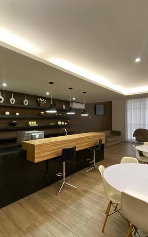 Apartamento para alugar com 38m², 1 quarto e 1 vaga Apartamento para alugar com 38m², 1 quarto e 1 vagaÁrea comum - Salão de festas