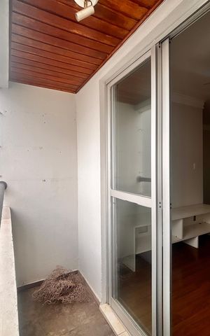 Apartamento para alugar com 73m², 3 quartos e 1 vagaVaranda