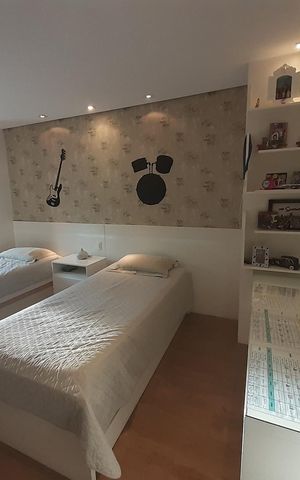 Casa de condomínio à venda com 410m², 4 quartos e 4 vagasQuarto