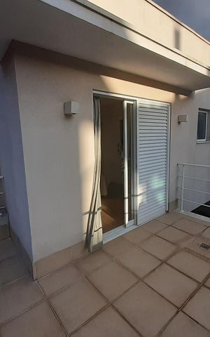 Casa de condomínio à venda com 410m², 4 quartos e 4 vagasÁrea Externa