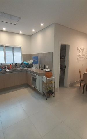 Casa de condomínio à venda com 410m², 4 quartos e 4 vagasCozinha