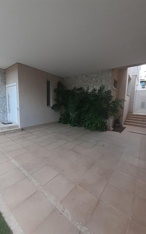 Casa de condomínio à venda com 410m², 4 quartos e 4 vagasÁrea Externa