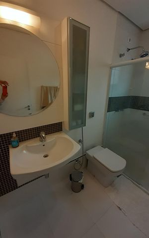 Casa de condomínio à venda com 410m², 4 quartos e 4 vagasBanheiro