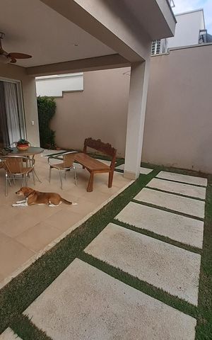 Casa de condomínio à venda com 410m², 4 quartos e 4 vagasÁrea Externa