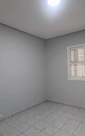 Casa para alugar com 221m², 2 quartos e 1 vaga Casa para alugar com 221m², 2 quartos e 1 vagaQuarto 1