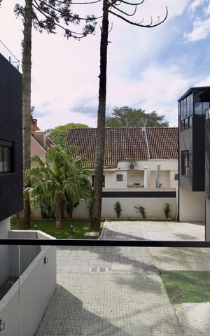 Casa à venda com 140m², 4 quartos e 2 vagasQuarto 2 - Sacada