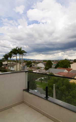 Casa à venda com 140m², 4 quartos e 2 vagasTerraço - Vista
