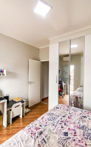 Casa à venda com 90m², 2 quartos e 2 vagas Casa à venda com 90m², 2 quartos e 2 vagasQuarto 1