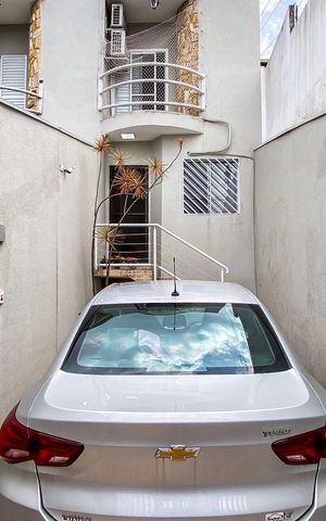 Casa à venda com 90m², 2 quartos e 2 vagas Casa à venda com 90m², 2 quartos e 2 vagasGaragem