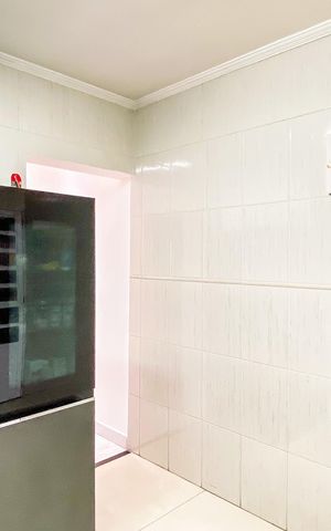 Casa à venda com 90m², 2 quartos e 2 vagas Casa à venda com 90m², 2 quartos e 2 vagasCozinha