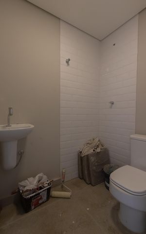 Apartamento à venda com 550m², 8 quartos e 2 vagas Apartamento à venda com 550m², 8 quartos e 2 vagasBanheiro de serviço