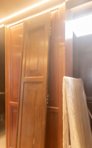 Apartamento à venda com 550m², 8 quartos e 2 vagas Apartamento à venda com 550m², 8 quartos e 2 vagasCloset Suíte 5