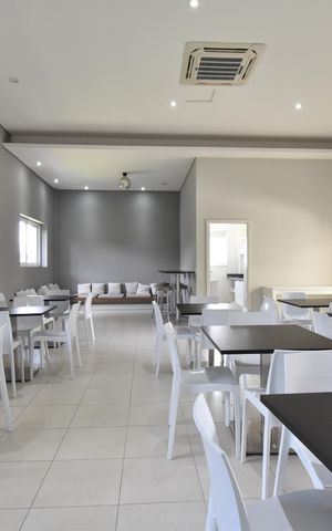 Apartamento à venda com 79m², 3 quartos e 1 vagaÁrea comum - Salão de festas