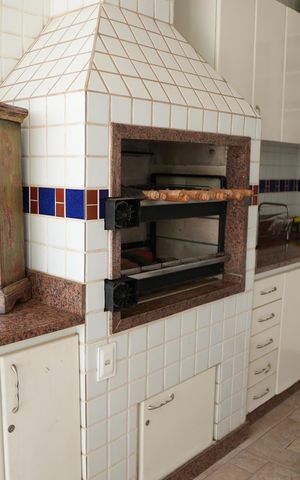 Apartamento à venda com 311m², 6 quartos e 4 vagasCobertura