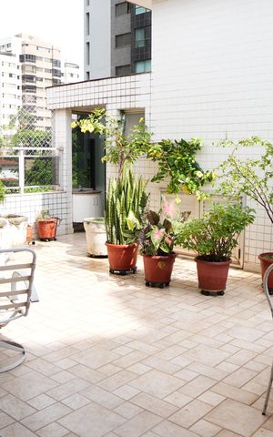 Apartamento à venda com 311m², 6 quartos e 4 vagasCobertura