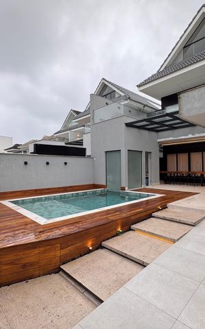 Casa de condomínio para alugar com 280m², 4 quartos e 3 vagas Casa de condomínio para alugar com 280m², 4 quartos e 3 vagasÁrea externa