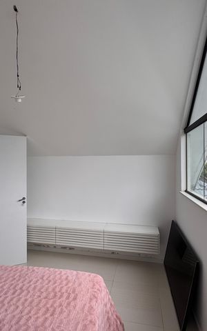 Casa de condomínio para alugar com 280m², 4 quartos e 3 vagas Casa de condomínio para alugar com 280m², 4 quartos e 3 vagasQuarto