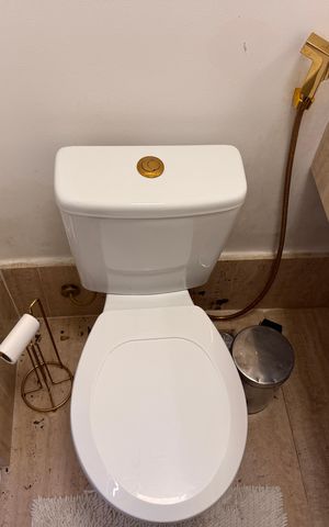 Casa de condomínio para alugar com 280m², 4 quartos e 3 vagas Casa de condomínio para alugar com 280m², 4 quartos e 3 vagasLavabo