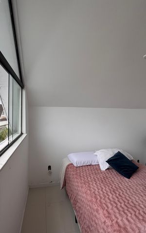 Casa de condomínio para alugar com 280m², 4 quartos e 3 vagas Casa de condomínio para alugar com 280m², 4 quartos e 3 vagasQuarto