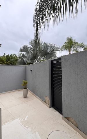 Casa de condomínio para alugar com 280m², 4 quartos e 3 vagas Casa de condomínio para alugar com 280m², 4 quartos e 3 vagasÁrea de Serviço