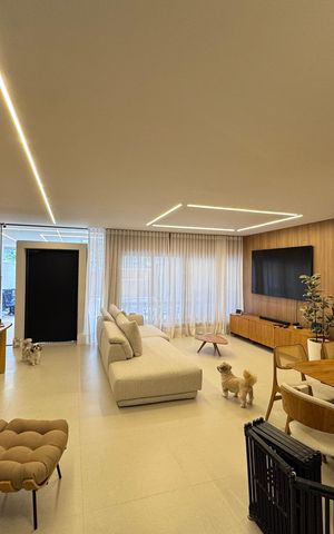 Casa de condomínio para alugar com 280m², 4 quartos e 3 vagas Casa de condomínio para alugar com 280m², 4 quartos e 3 vagasSala