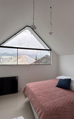 Casa de condomínio para alugar com 280m², 4 quartos e 3 vagas Casa de condomínio para alugar com 280m², 4 quartos e 3 vagasQuarto
