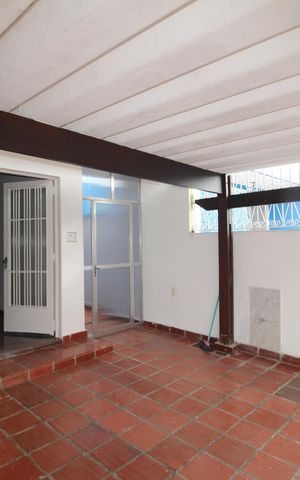 Casa para alugar com 160m², 4 quartos e 2 vagasGaragem