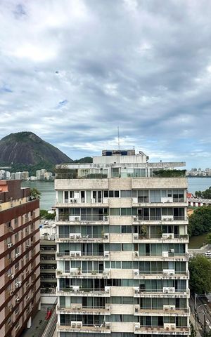 Apartamento para alugar com 130m², 3 quartos e 1 vaga
