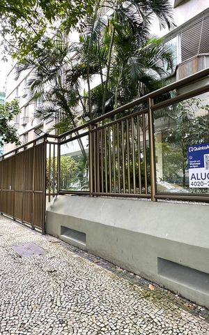 Apartamento para alugar com 130m², 3 quartos e 1 vaga