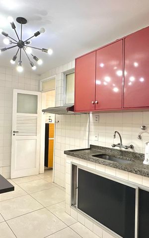 Apartamento para alugar com 130m², 3 quartos e 1 vaga