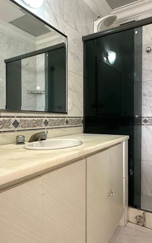 Apartamento para alugar com 130m², 3 quartos e 1 vaga
