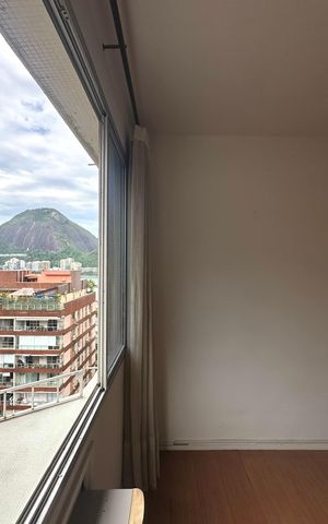 Apartamento para alugar com 130m², 3 quartos e 1 vaga
