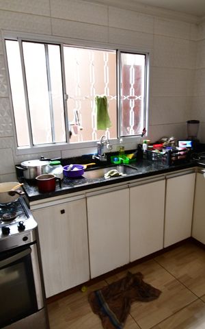Casa à venda com 180m², 3 quartos e 2 vagasCozinha