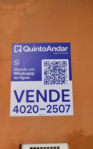 Casa à venda com 180m², 3 quartos e 2 vagasPlaca
