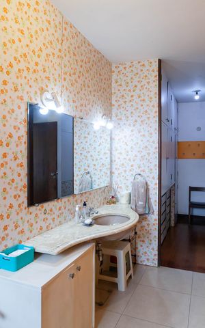 Casa à venda com 950m², 5 quartos e 6 vagas Casa à venda com 950m², 5 quartos e 6 vagasBanheiro da suíte 3
