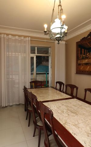 Casa de condomínio para alugar com 747m², 10 quartos e 8 vagasCopa