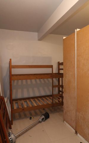 Casa de condomínio para alugar com 747m², 10 quartos e 8 vagasQuarto 7