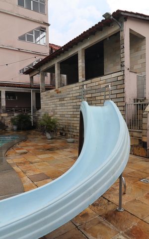 Casa de condomínio para alugar com 747m², 10 quartos e 8 vagasÁrea Piscina